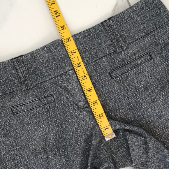 Express Capri Pants - Picture 5 of 10